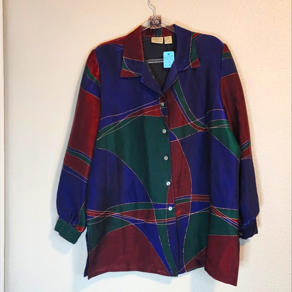 Vintage Colorful Allison Daley Button Up Blouse.